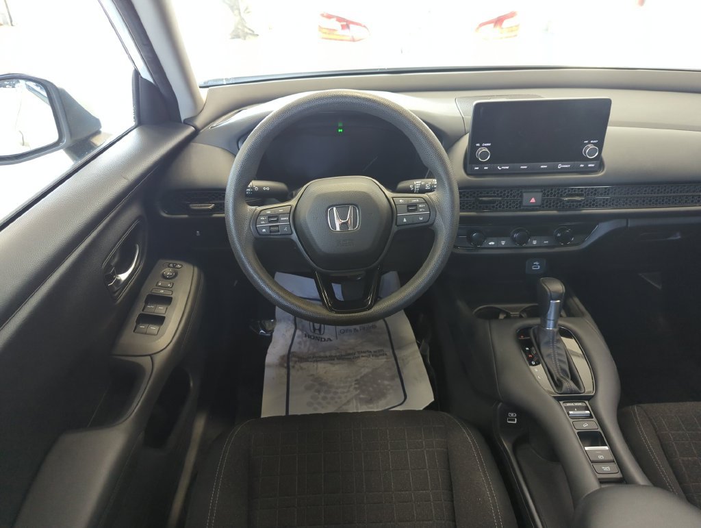 Used 2023 Honda HR-V LX image 15