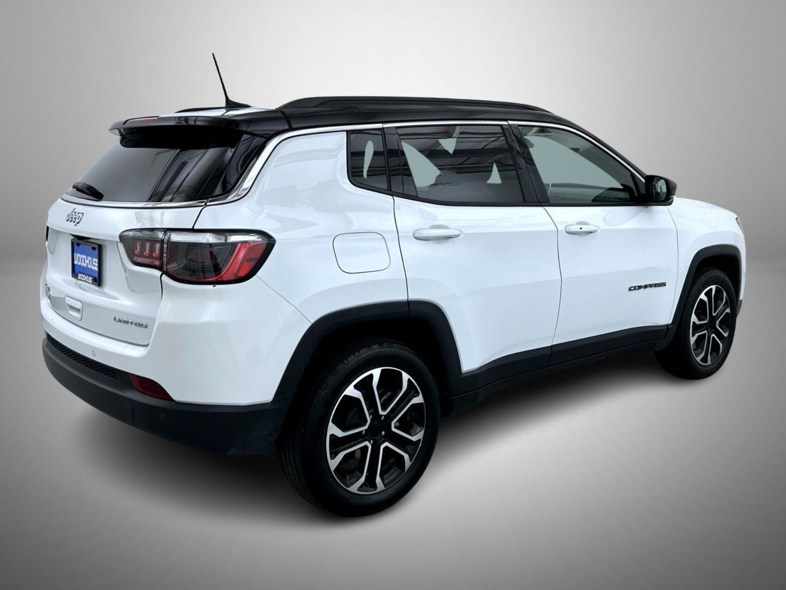 Certified 2024 Jeep Compass Limited AWD/4WD image 5