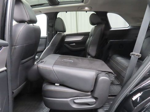 Used 2024 MAZDA CX-90 Plug-In Hybrid w/ Premium Pkg image 46