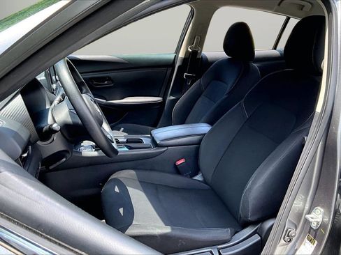 Used 2024 Nissan Sentra S FWD image 19