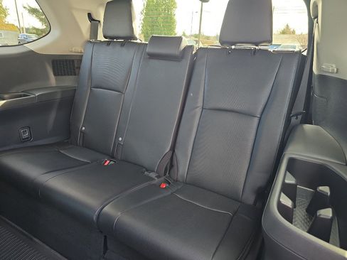 New 2026 Toyota Grand Highlander Platinum image 20