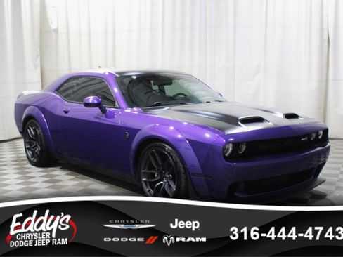 Used 2019 Dodge Challenger SRT Hellcat Redeye image 1