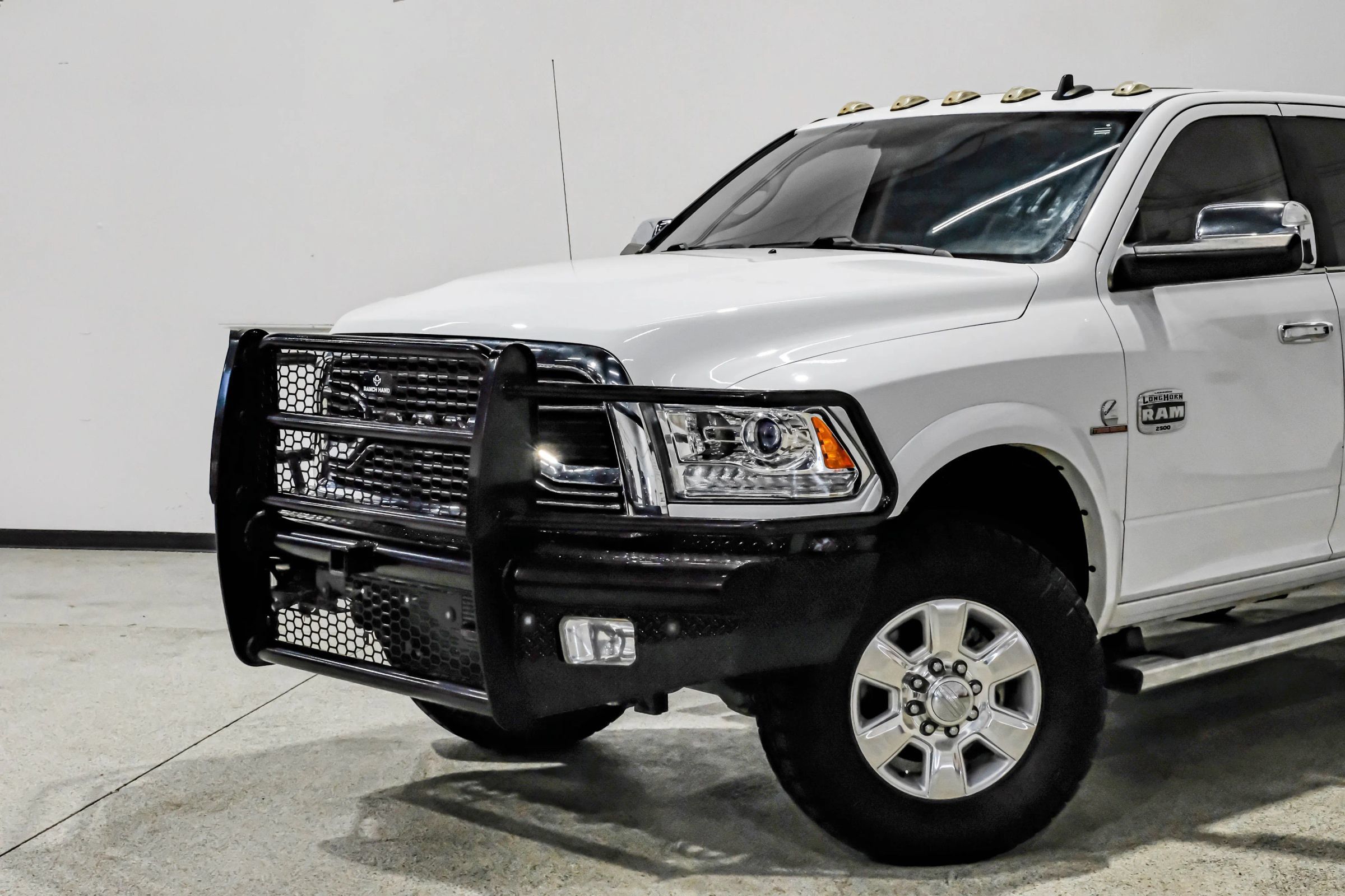 Used 2017 RAM 2500 Longhorn w/ Convenience Group AWD/4WD image 12