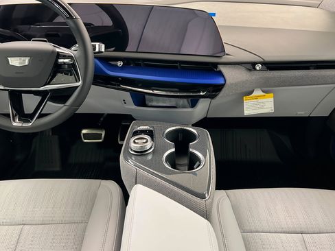 New 2026 Cadillac Optiq Sport 2 image 14