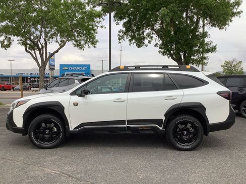 Used 2022 Subaru Outback Wilderness w/ Wilderness Package image 28