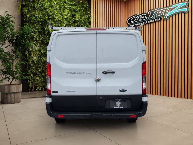 Used 2019 Ford Transit 250 130 Low Roof RWD image 23