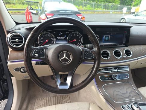 Used 2018 Mercedes-Benz E 300 w/ Premium 1 Package image 18