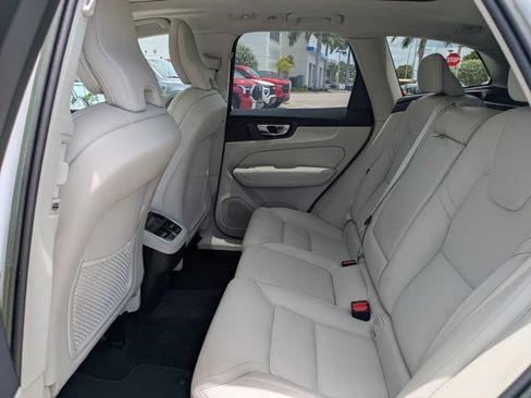 Used 2023 Volvo XC60 B5 Ultimate w/ Protection Package Premier AWD/4WD image 13