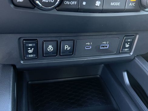 New 2026 Nissan Frontier SV w/ SV Convenience Package image 13