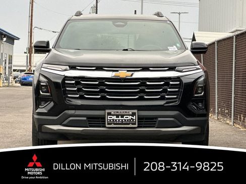 Used 2025 Chevrolet Equinox LT w/ Convenience Package II AWD/4WD image 9