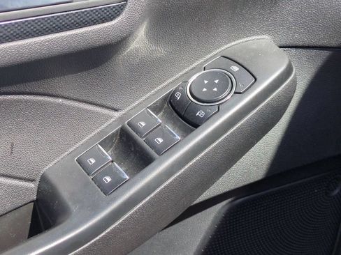 Used 2025 Ford Escape ST-Line FWD image 13