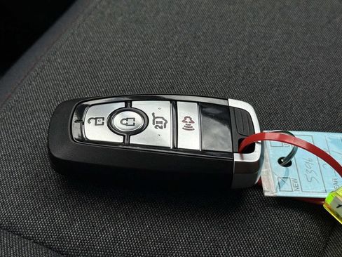 New 2026 Ford Explorer Active RWD image 30