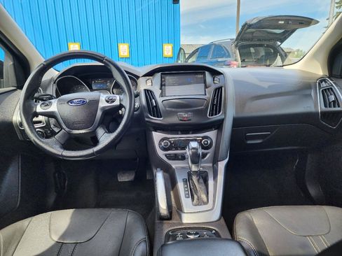 Used 2014 Ford Focus Titanium FWD image 16