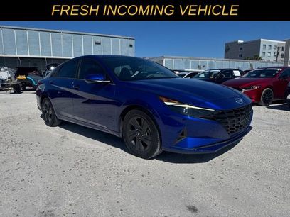 Used 2021 Hyundai Elantra SEL w/ Preferred Accessory Package