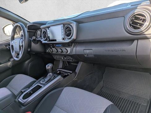 Used 2023 Toyota Tacoma TRD Sport image 19