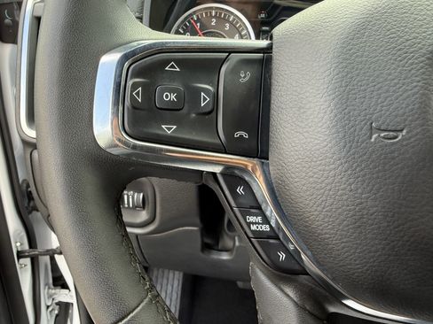 Used 2025 RAM 1500 Laramie image 18