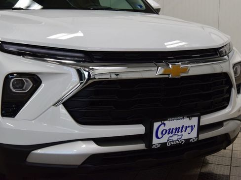 New 2026 Chevrolet TrailBlazer LT w/ Convenience Package AWD/4WD image 13