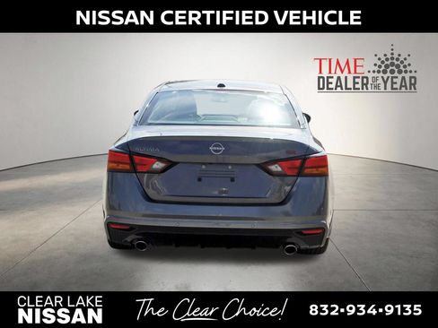 Certified 2025 Nissan Altima 2.5 SR w/ SR Premium Package FWD image 7