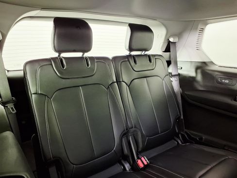 Used 2021 Jeep Grand Cherokee L Limited w/ Trailer Tow Group (B) image 13