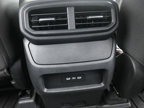 Certified 2025 Honda Pilot Sport image 21