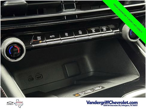 New 2026 Chevrolet Traverse Z71 w/ Enhanced Driving Package AWD/4WD image 17