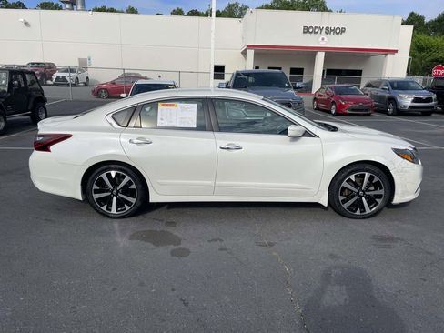 Used 2018 Nissan Altima 2.5 SR image 10