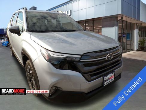 Used 2025 Subaru Forester Premium w/ Convenience Package #1 image 11