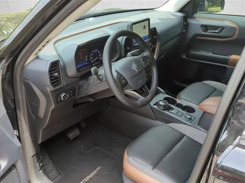 Used 2024 Ford Bronco Sport Outer Banks AWD/4WD image 11