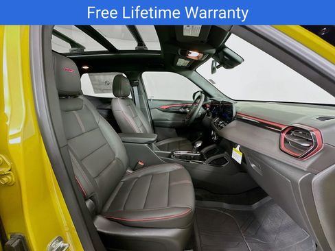 New 2025 Chevrolet TrailBlazer RS w/ Convenience Package FWD image 28