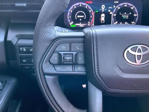 Certified 2025 Toyota Tacoma TRD Pro AWD/4WD image 24