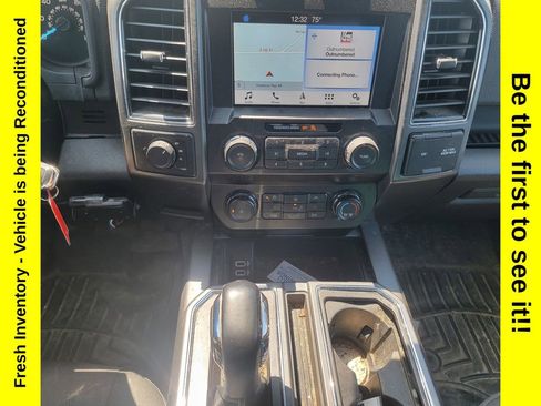 Used 2019 Ford F150 XLT w/ Equipment Group 302A Luxury AWD/4WD image 18