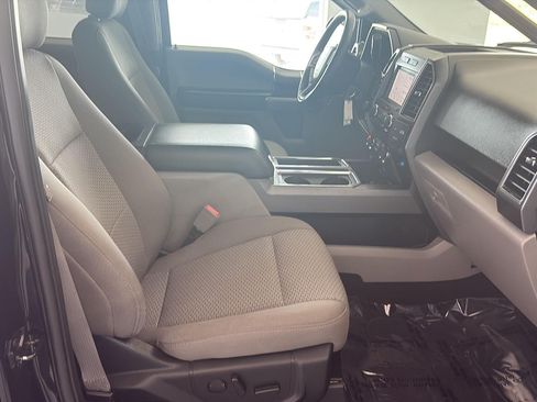 Used 2019 Ford F150 XLT w/ Equipment Group 302A Luxury AWD/4WD image 11