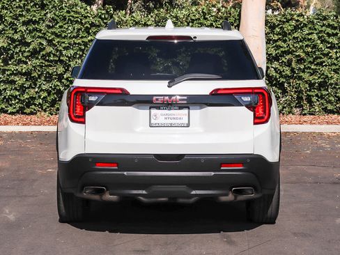 Used 2023 GMC Acadia SLT w/ Elevation Edition FWD image 7