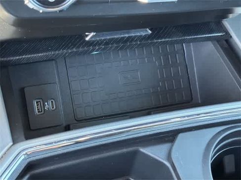 Used 2022 Ford F250 Platinum w/ FX4 Off-Road Package image 24