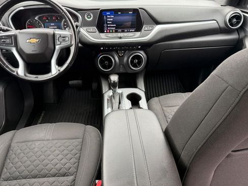 Used 2020 Chevrolet Blazer LT FWD image 11