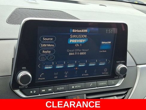 Used 2024 Nissan Altima 2.5 SR FWD image 17