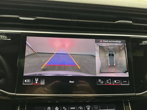 Used 2025 Audi Q7 3.0T Prestige w/ Prestige Package AWD/4WD image 30