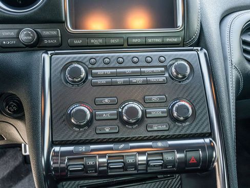 Used 2016 Nissan GT-R Black Edition AWD/4WD image 27