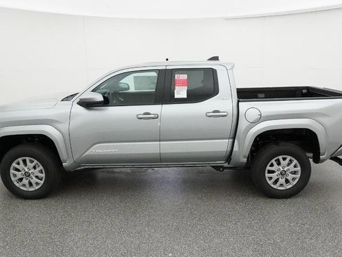 New 2026 Toyota Tacoma SR5 AWD/4WD image 13