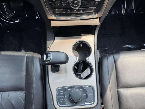 Used 2015 Jeep Grand Cherokee Limited AWD/4WD image 16