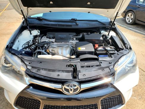 Used 2017 Toyota Camry SE FWD image 44