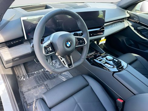 New 2026 BMW 530i image 7