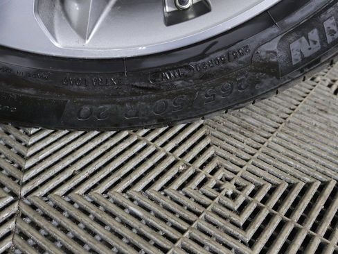 Used 2024 Genesis GV80 3.5T image 24