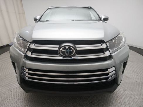 Used 2017 Toyota Highlander Limited AWD/4WD image 22