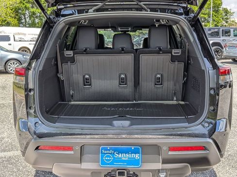 New 2026 Nissan Pathfinder Rock Creek AWD/4WD image 26
