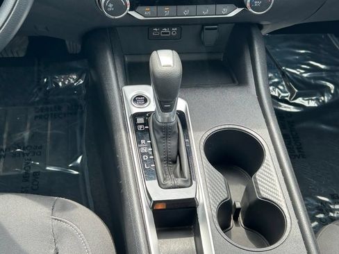 Used 2025 Nissan Altima 2.5 SV FWD image 19