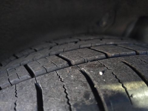 Used 2013 Toyota Sienna XLE image 65