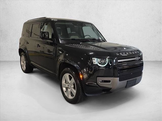 Used 2024 Land Rover Defender 110 X-Dynamic SE AWD/4WD image 3