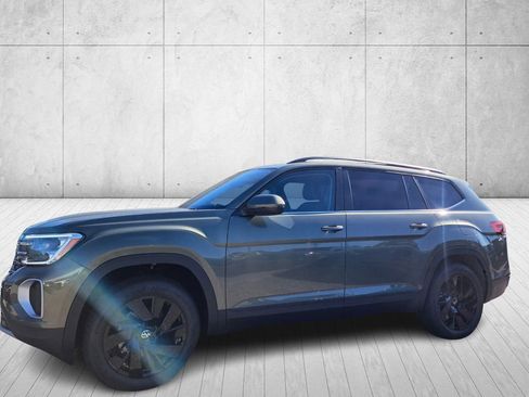 New 2026 Volkswagen Atlas SE image 9