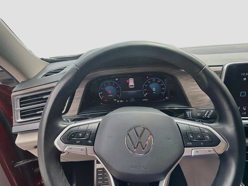 Used 2024 Volkswagen Atlas SEL Premium R-Line AWD/4WD image 11